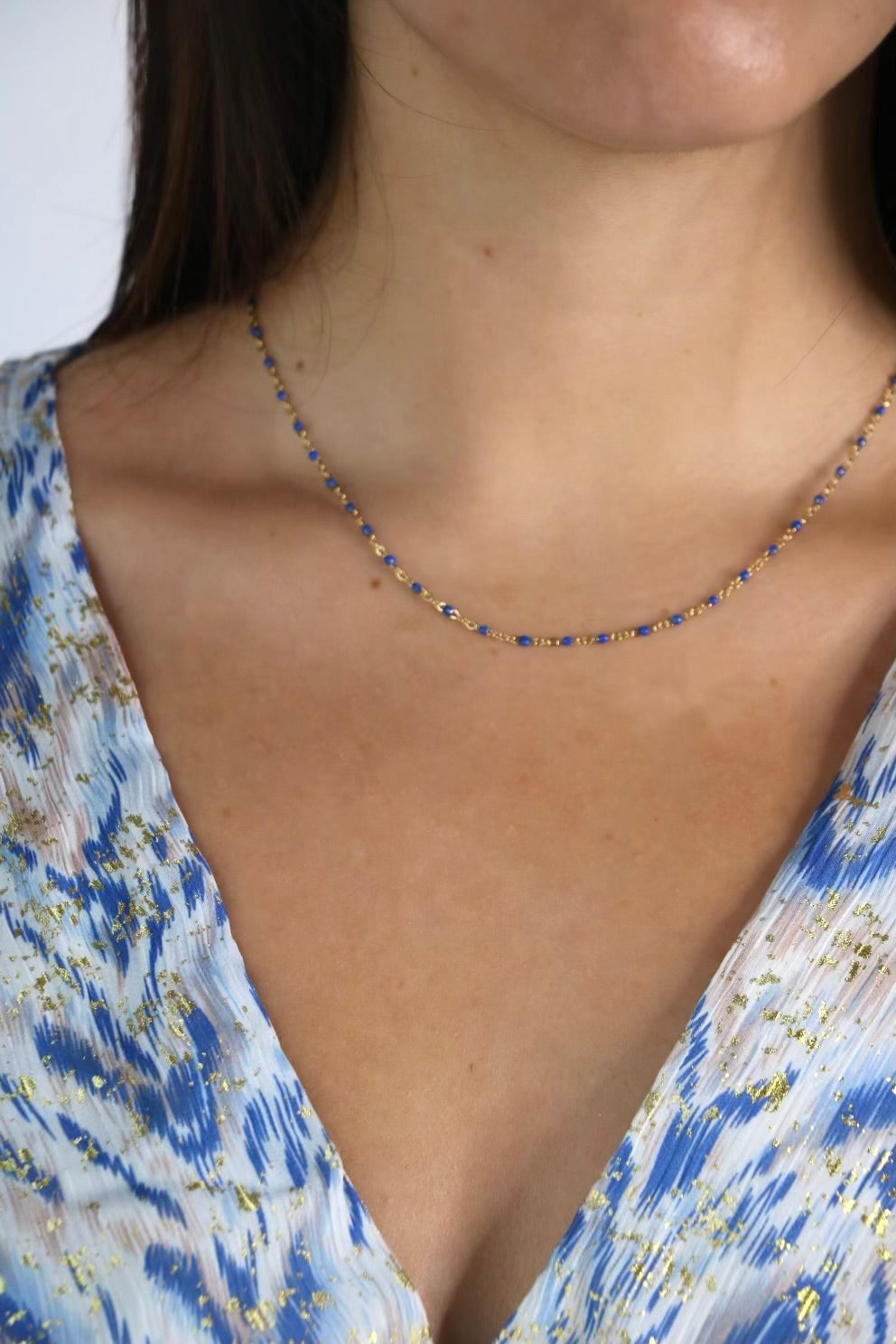 Collier perles bleu roi