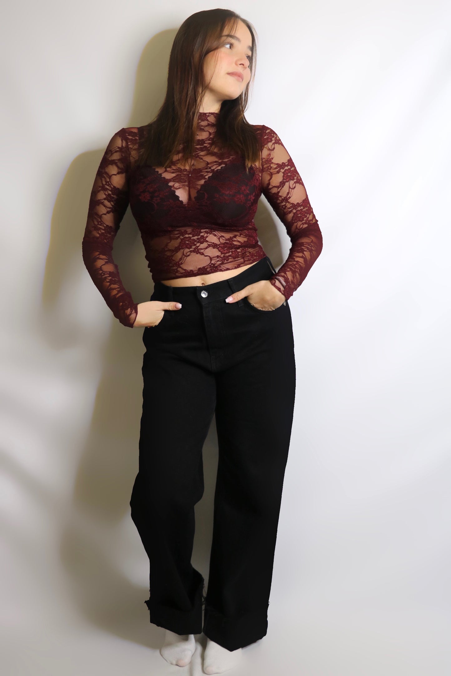Top en dentelle manches longues bordeaux