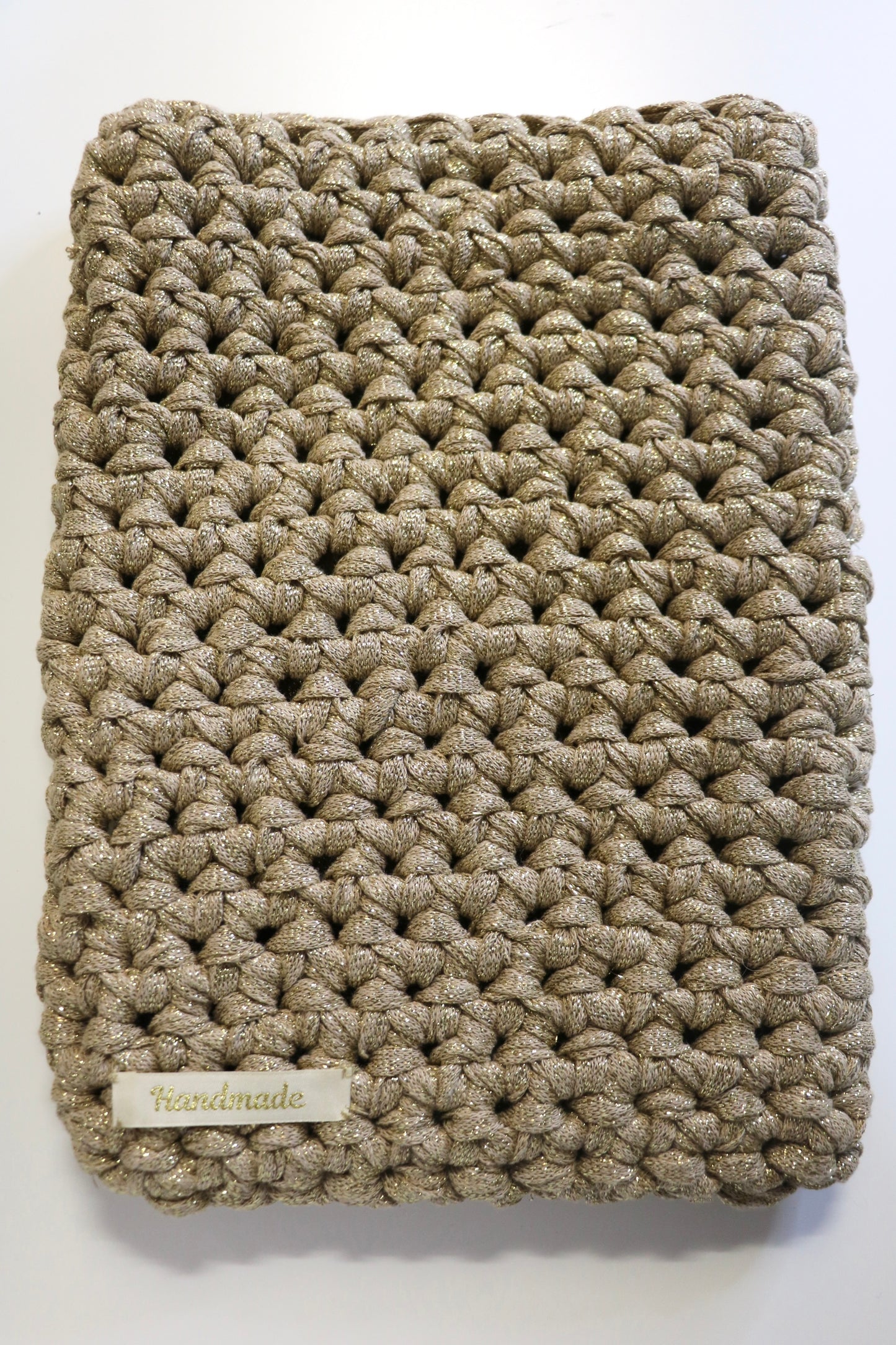 Pochette pour tablette en crochet
