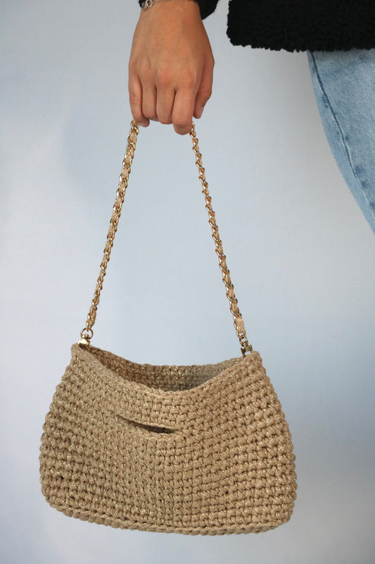 Sac en crochet doré à paillettes
